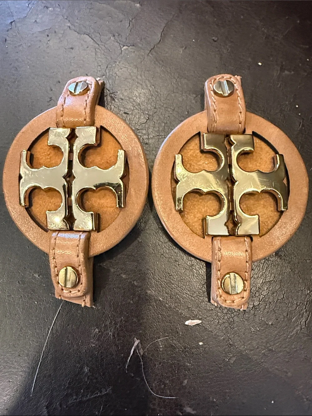 TORY BURCH emblems - Picture 2 of 3
